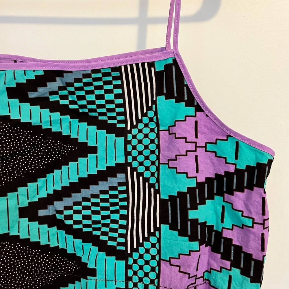 Retro Aztec crop top - Picture 2 of 3